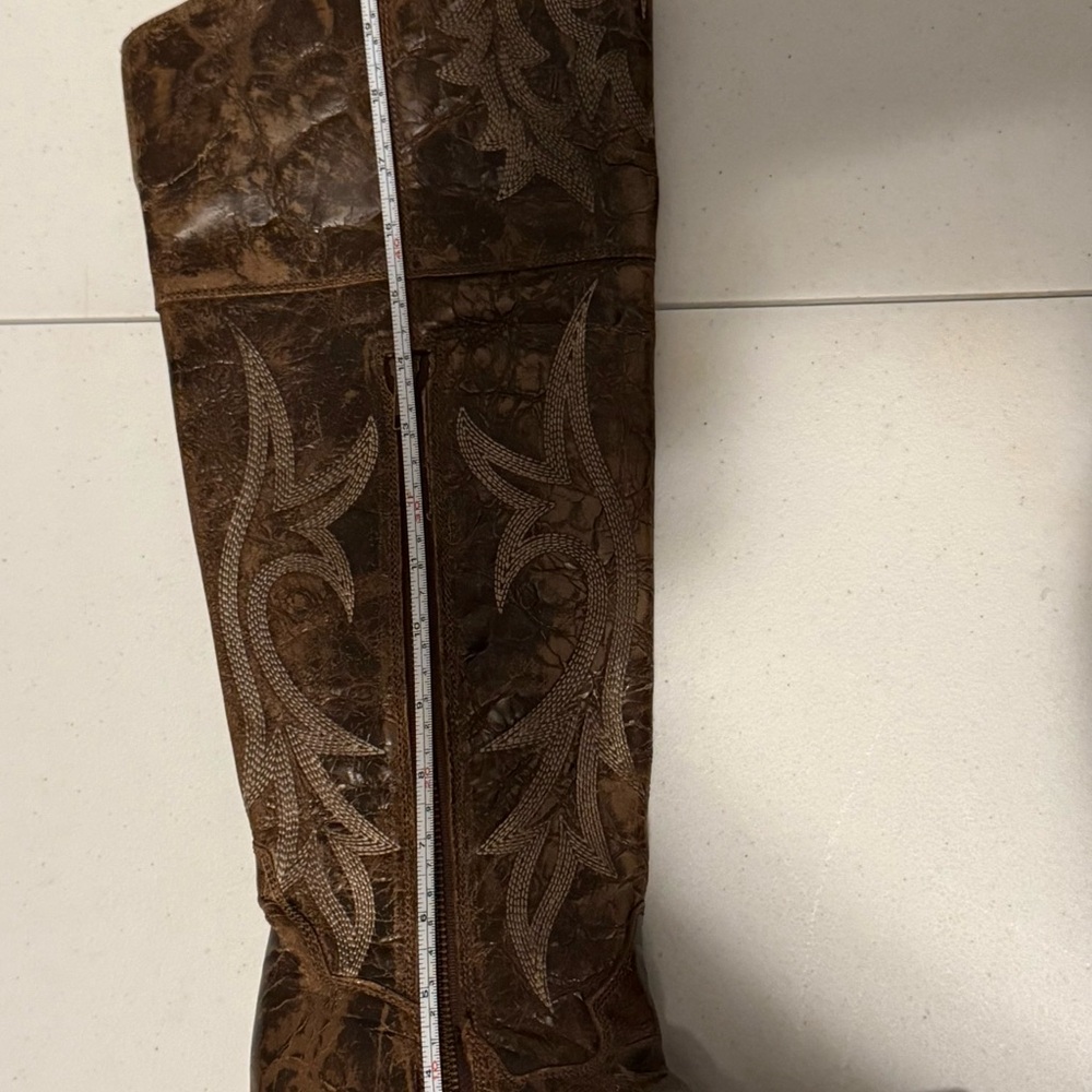 Brown Western Cowgirl Boot (Left only)
